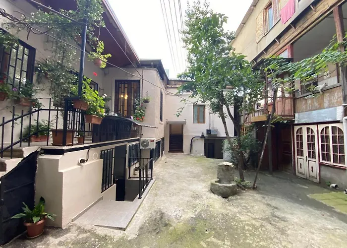Guest House Gml-2